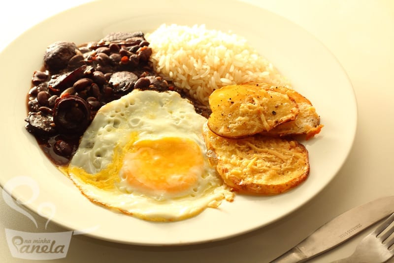 arroz, feijão, ovo e batata