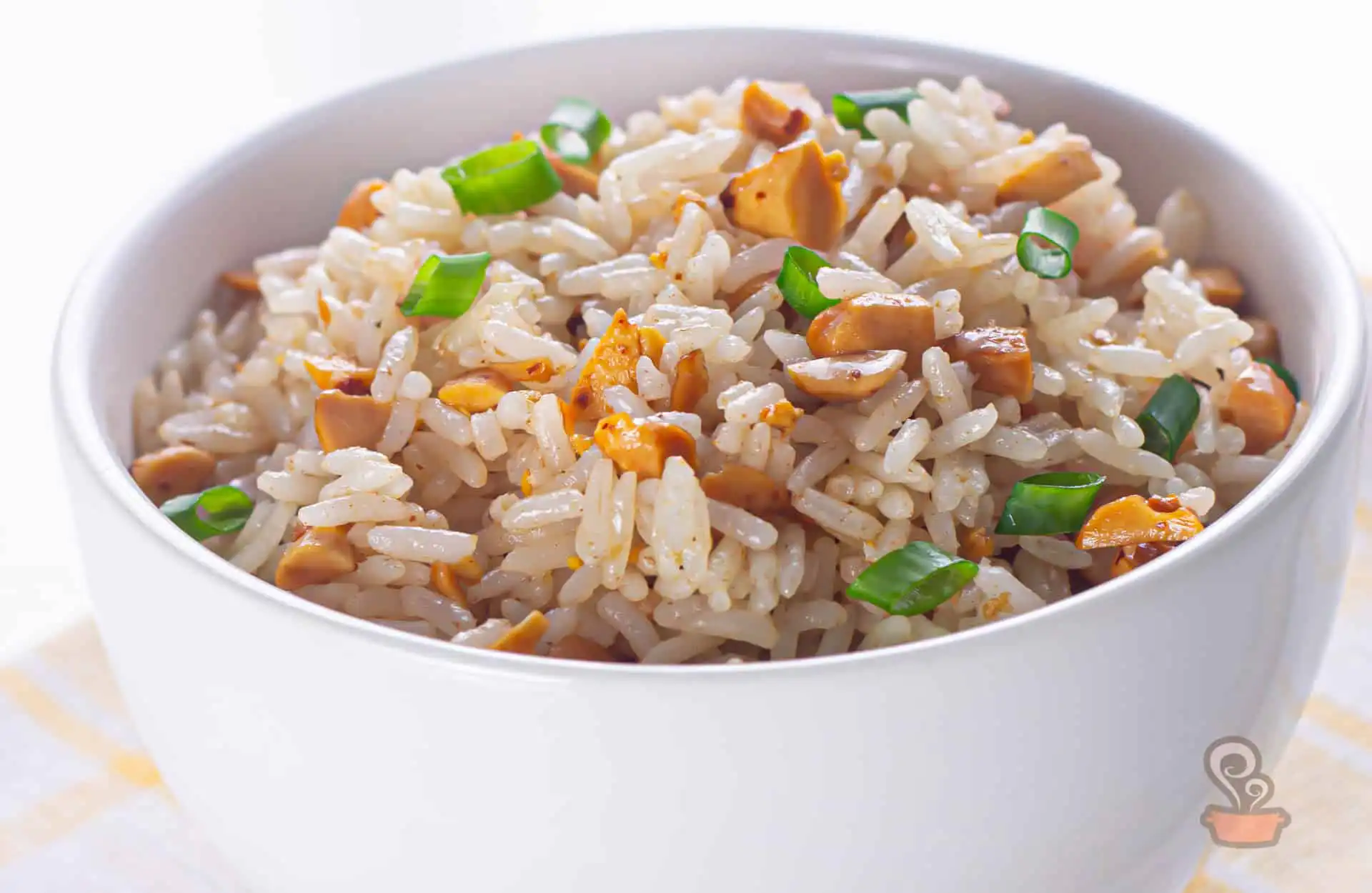 Arroz de alho e amêndoas