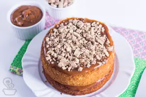 bolo de amendoim