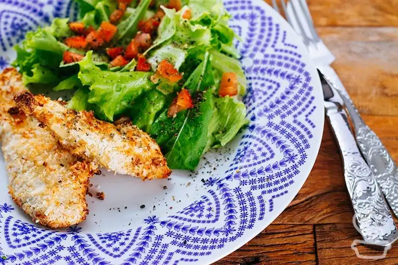 frango empanado no coco