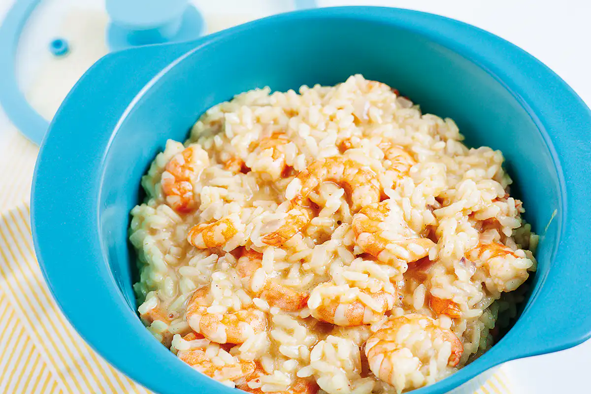 Risoto de camarão, leite de coco e curry