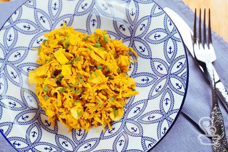 Arroz de frango e açafrão