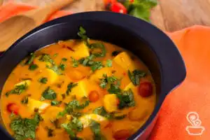 Moqueca de palmito e banana da terra