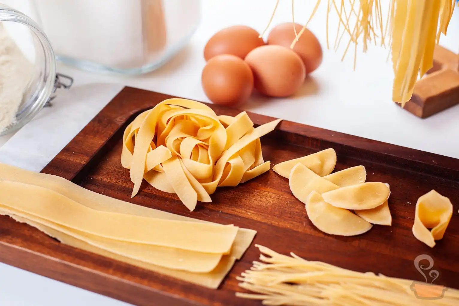 Como fazer macarrão caseiro