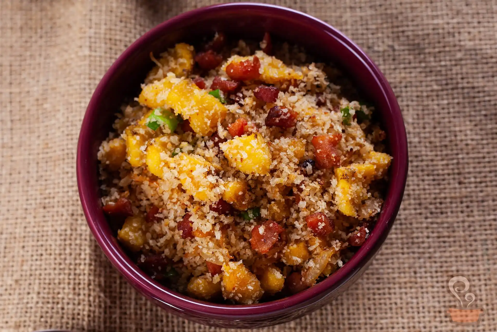 Farofa de banana com bacon