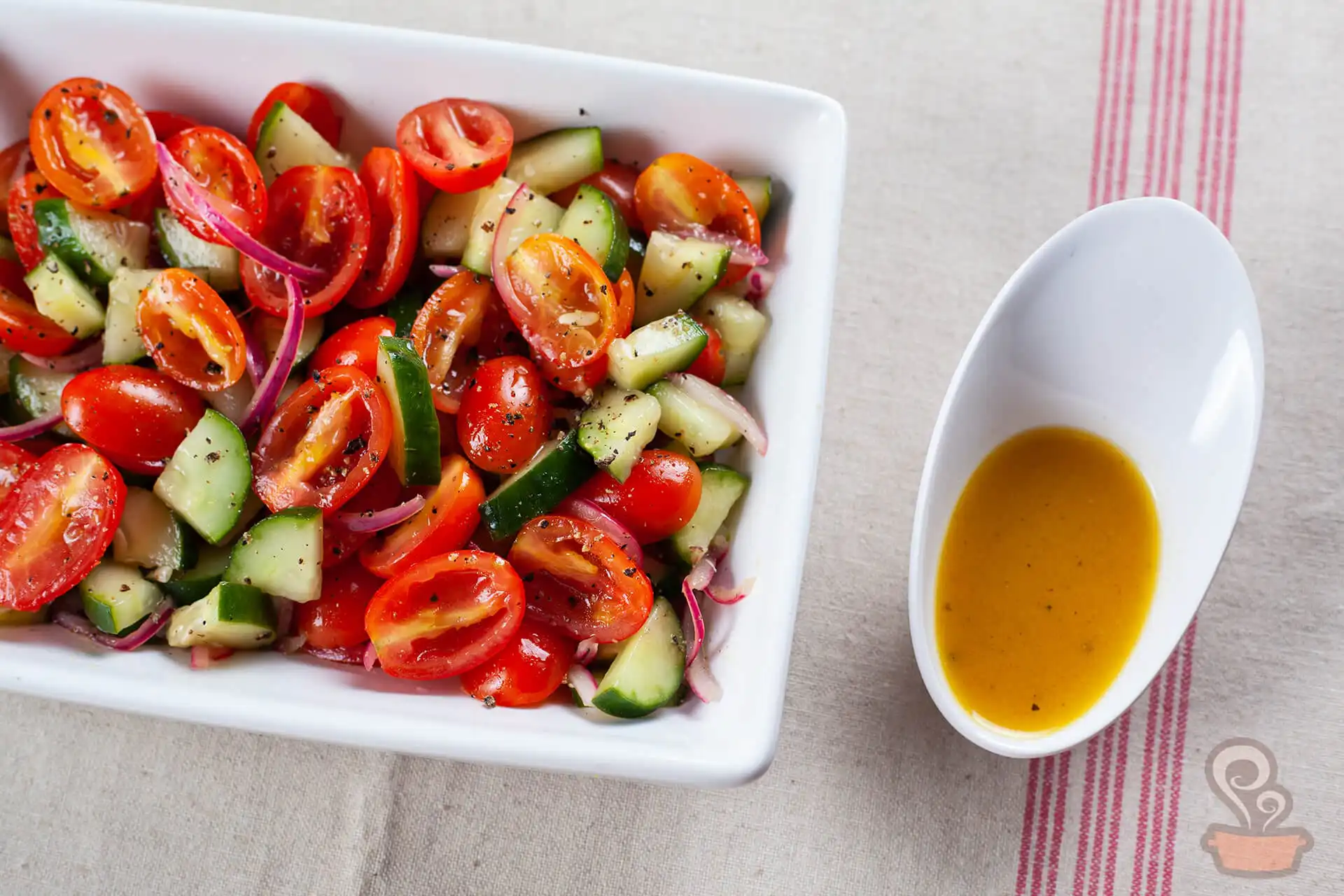 Salada de pepino com tomate