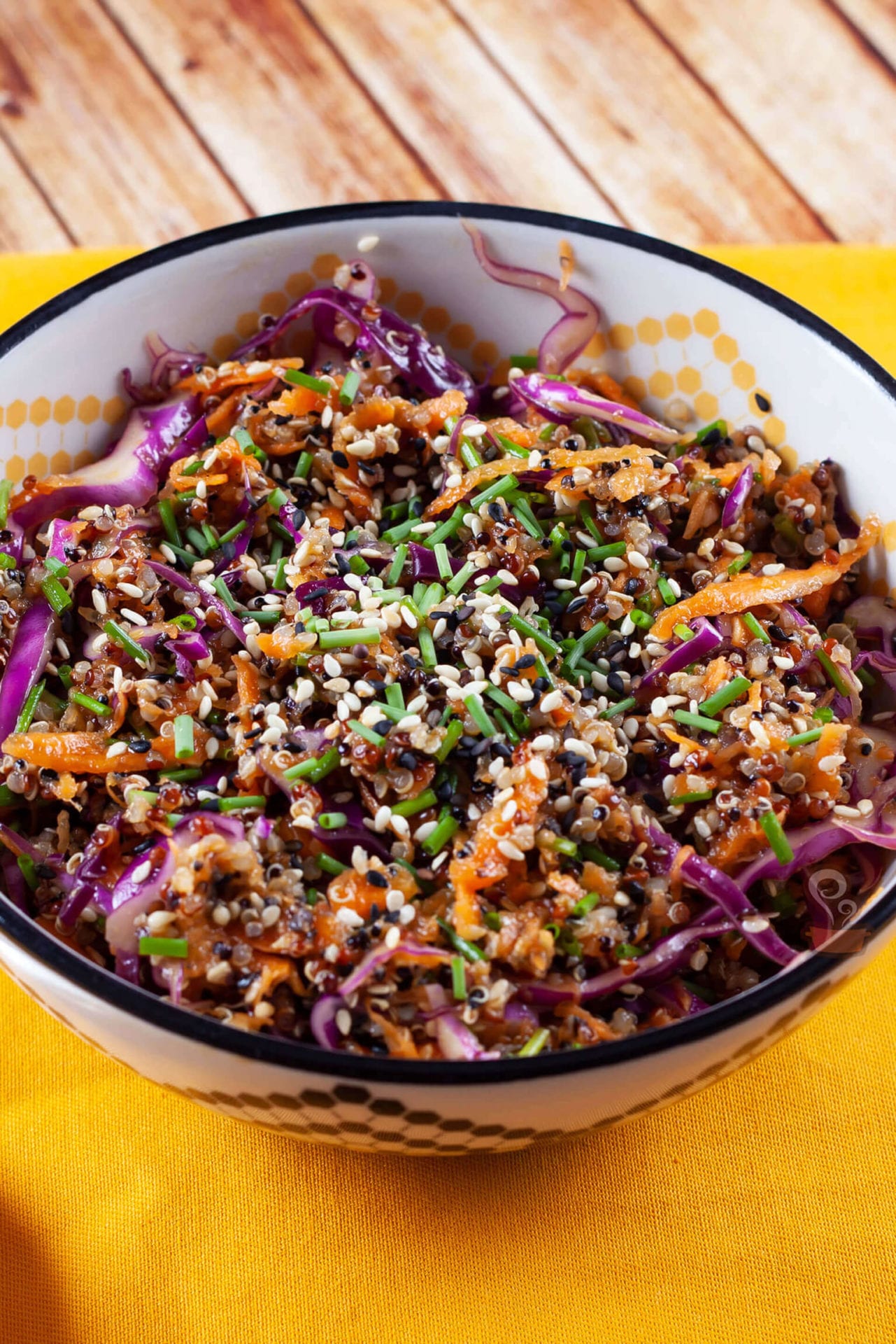 Salada de quinoa agridoce