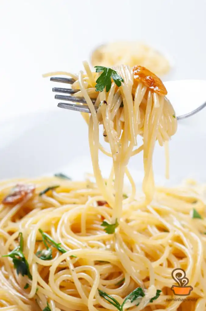 Macarrão alho e óleo