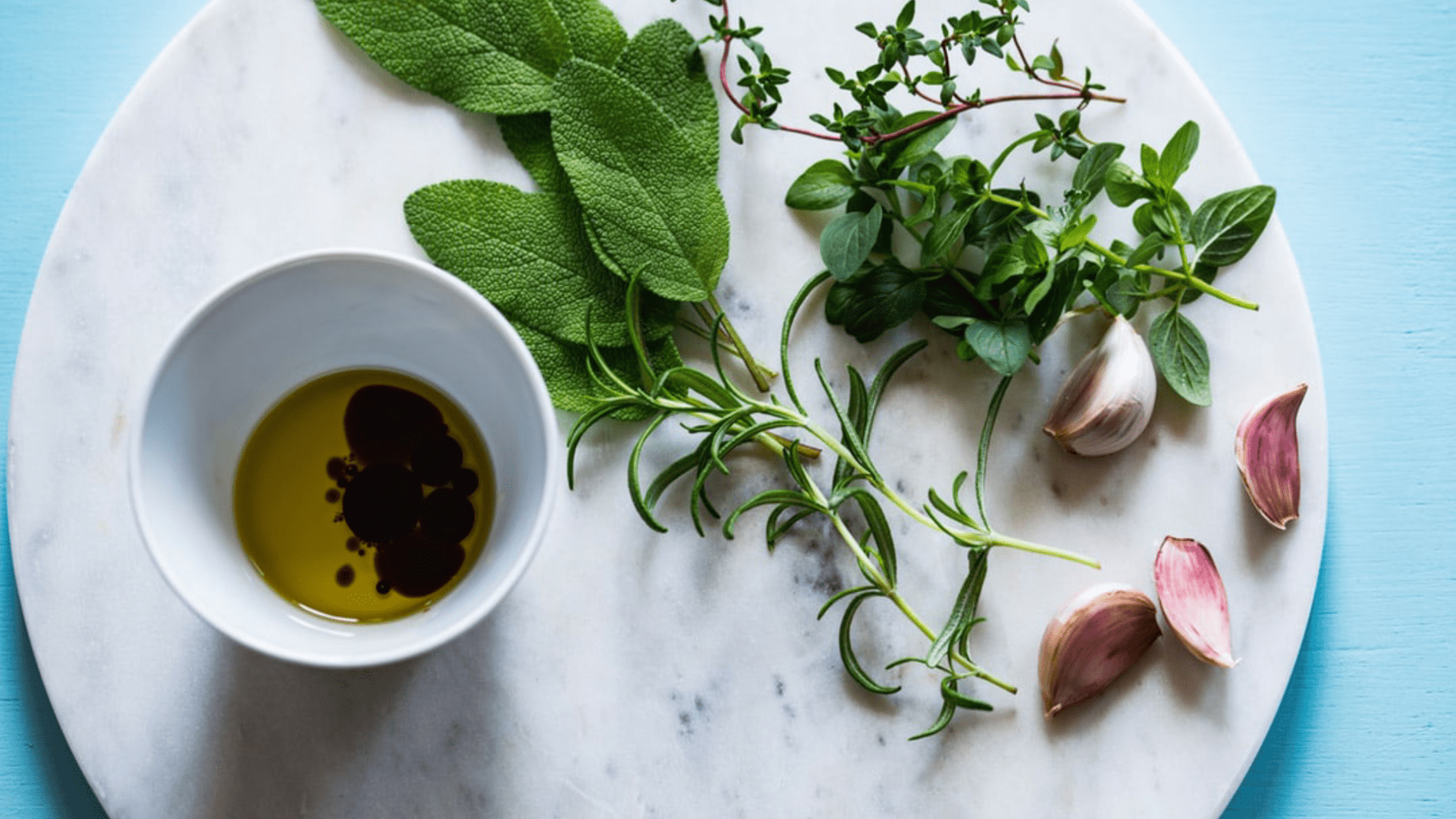 Aprenda como fazer azeites aromatizados