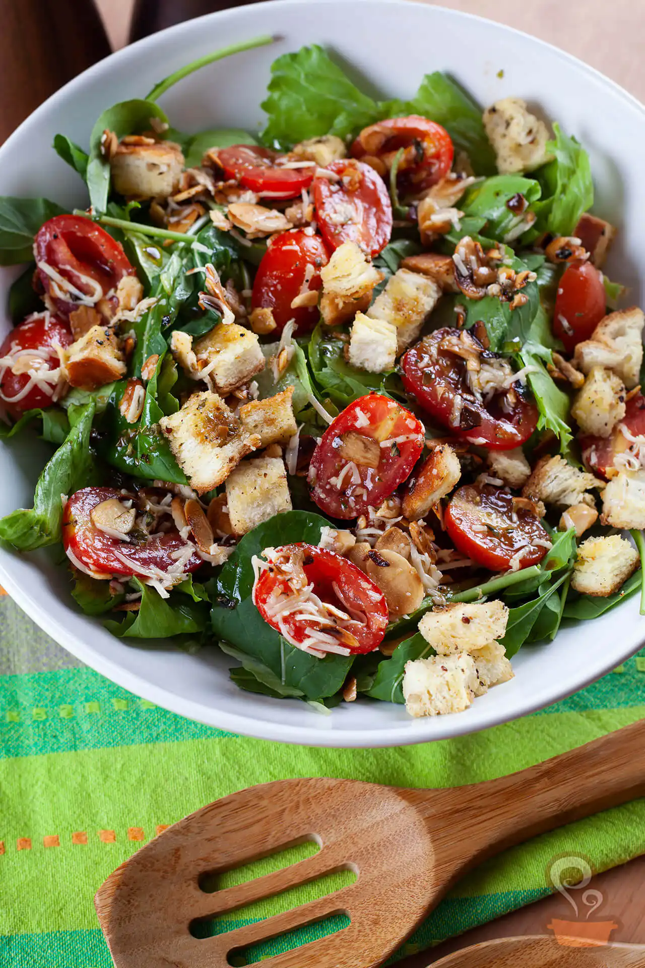 Salada crocante de folhas Salada crocante de folhas