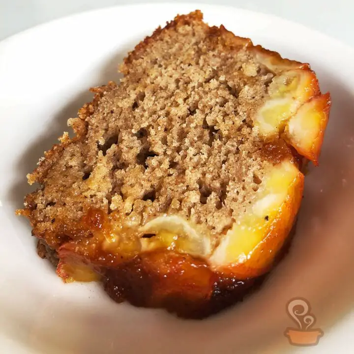 Receita de bolo de banana caramelizada