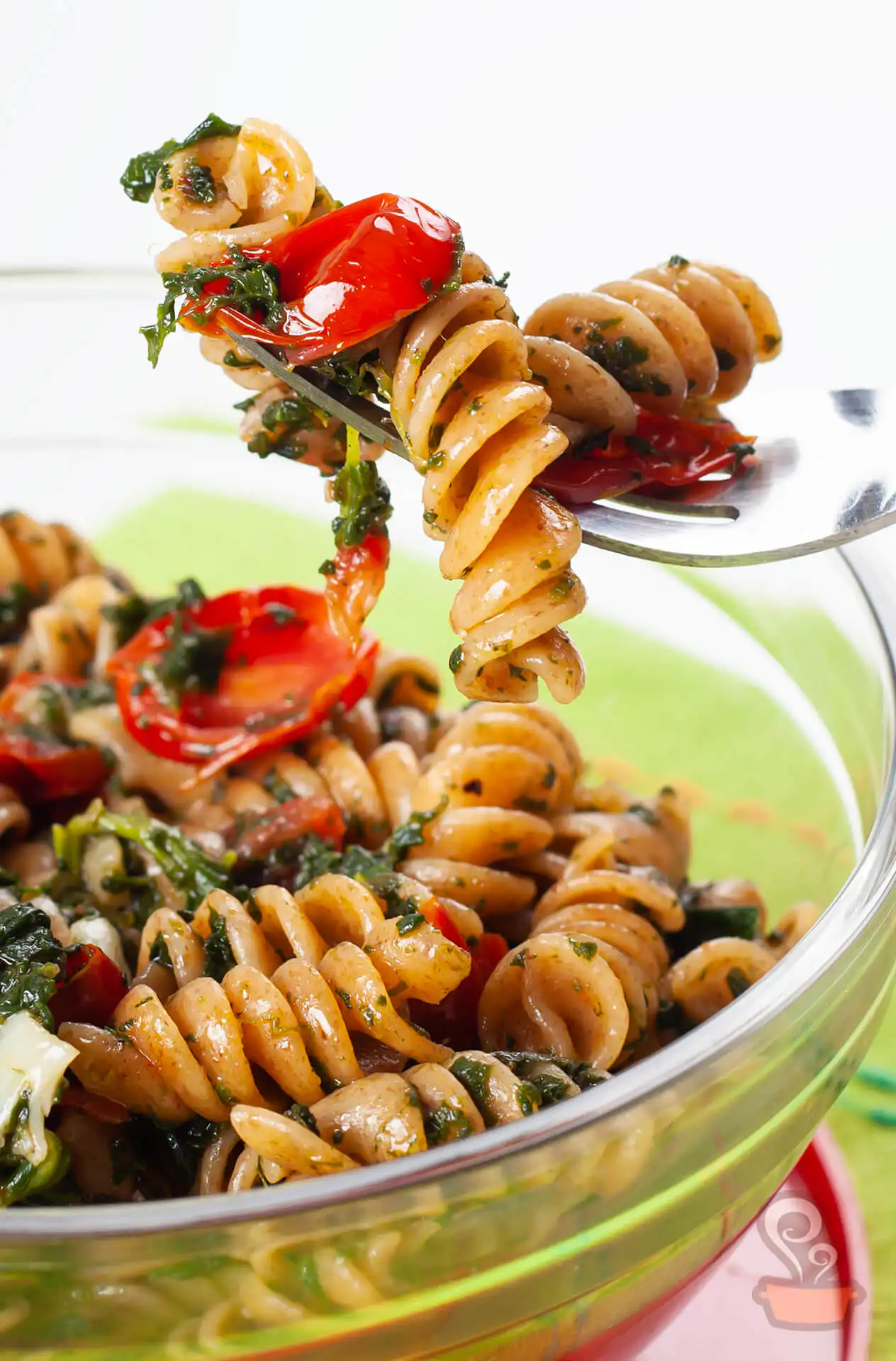 Macarrão com espinafre e tomate - naminhapanela.com