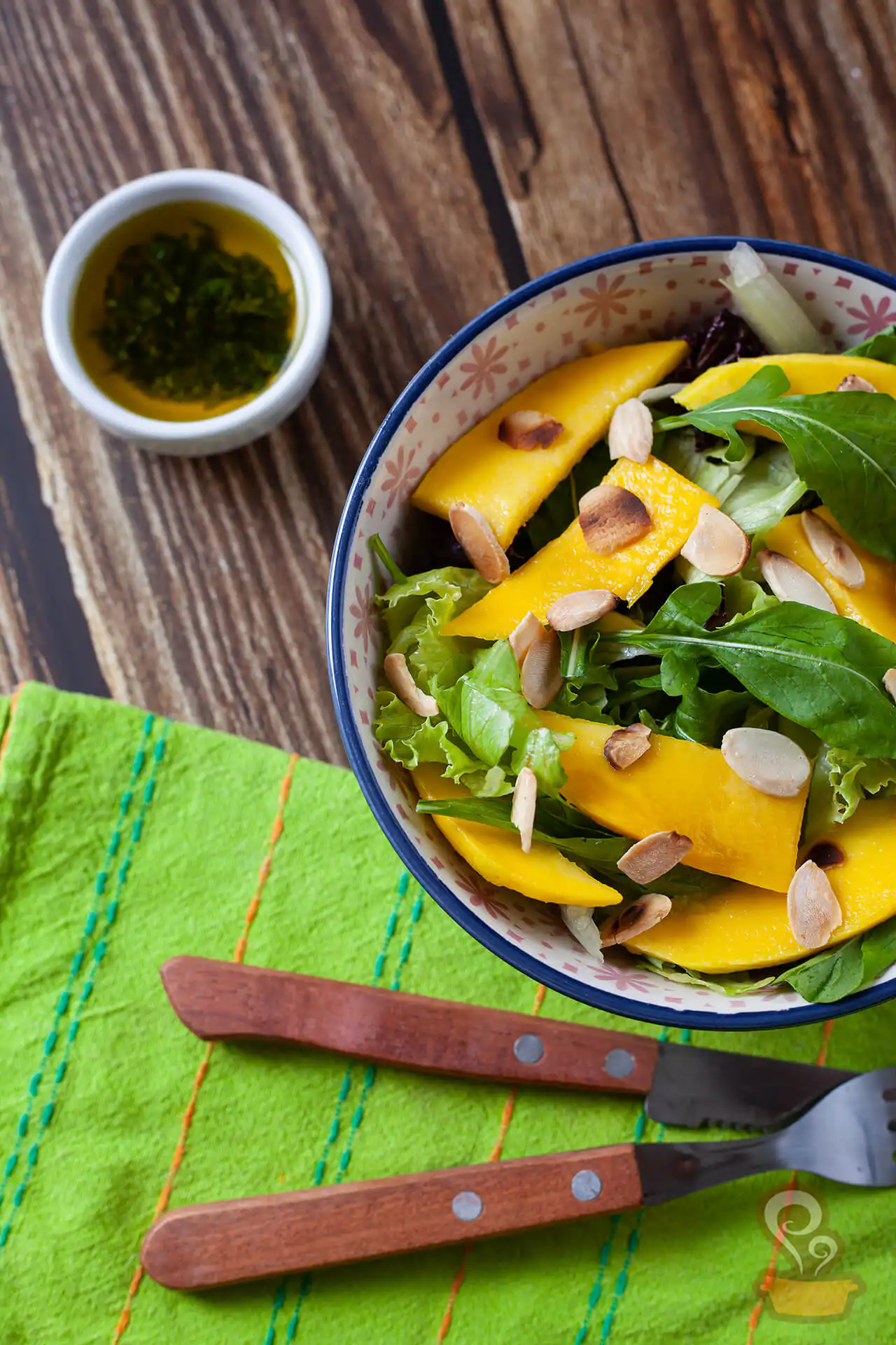 Salada de rúcula com manga - naminhapanela.com