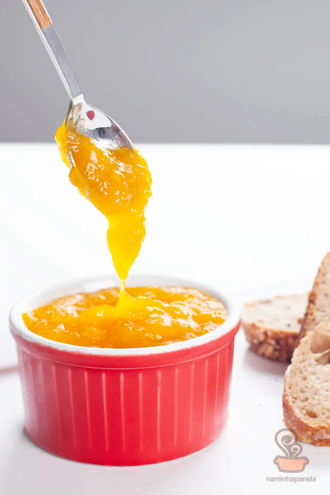 Geleia de manga e maracujá - naminhapanela Geleia de manga e maracujá - naminhapanela