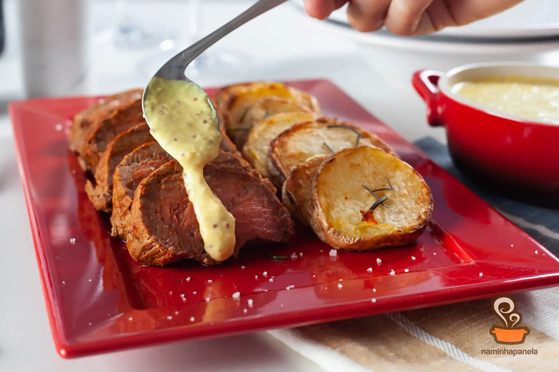 Filé mignon com páprica e pimenta do reino