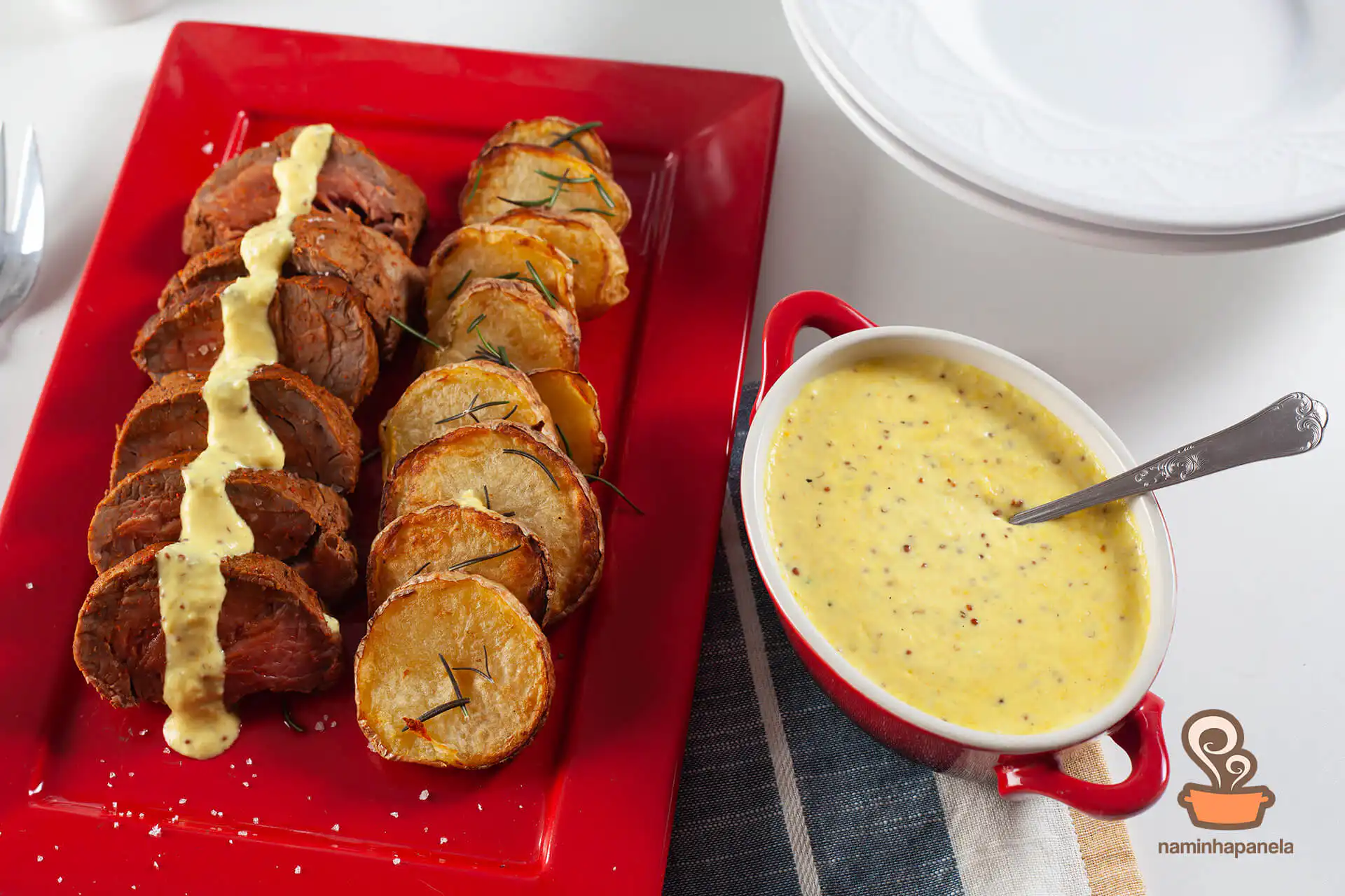 Filé mignon com páprica e pimenta do reino