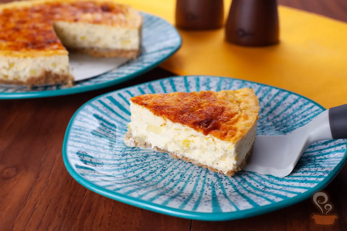 Cheesecake salgado de 4 queijos - naminhapanela