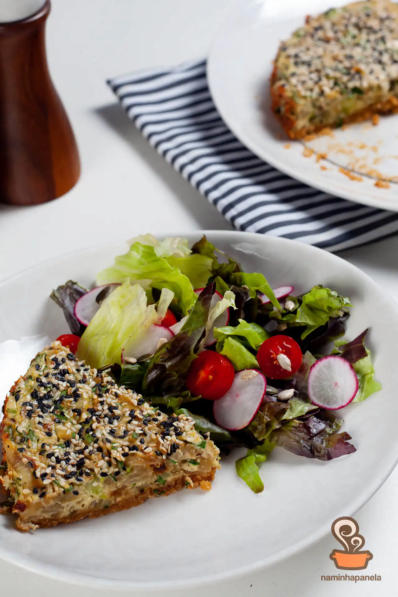 Quiche de brócolis e cebola - naminhapanela.com