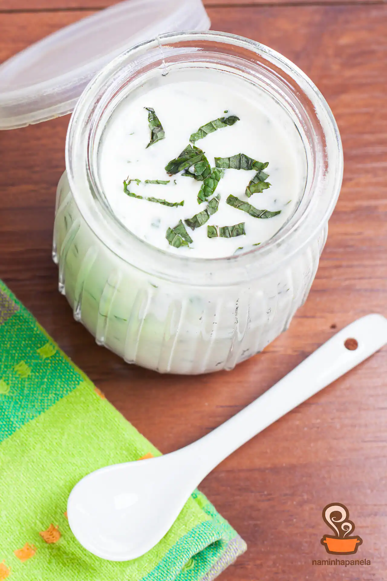 Molho de iogurte com hortelã - naminhapanela