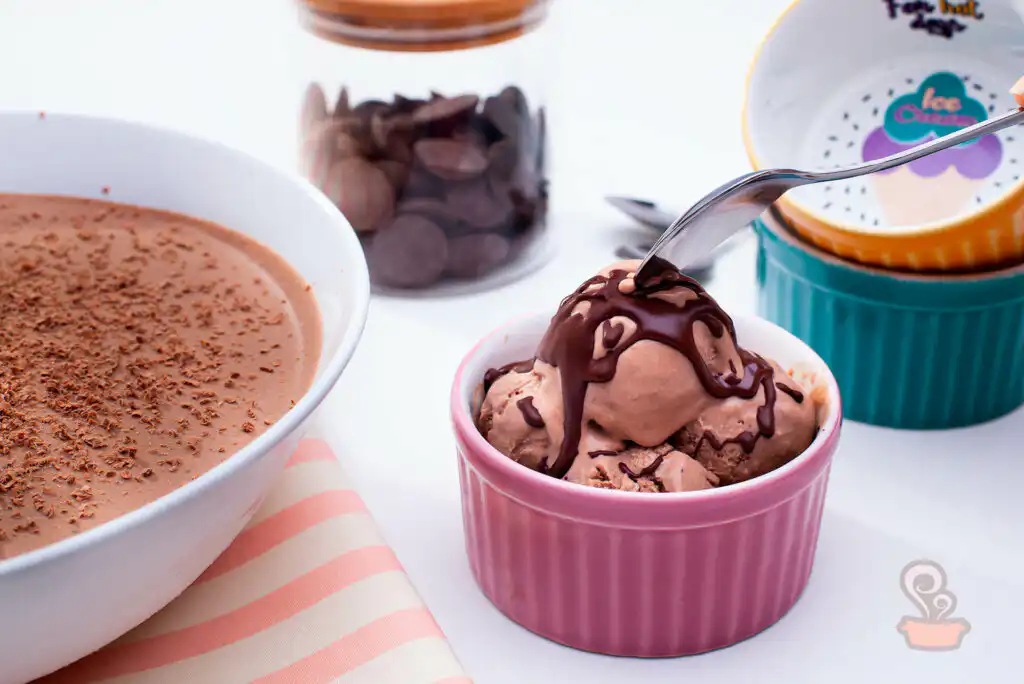 Calda de chocolate para sorvete