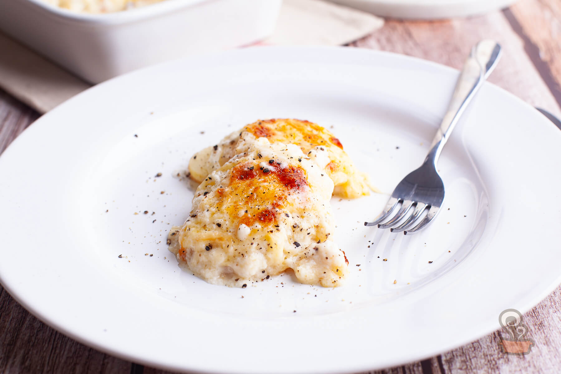 Batata gratinada com molho branco