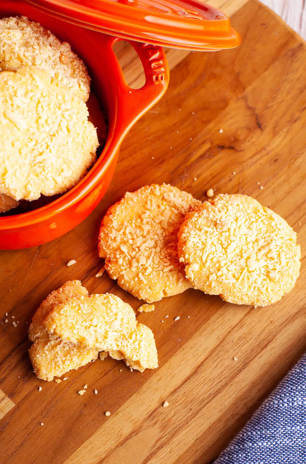 Biscoito de fubá com queijo Biscoito de fubá com queijo