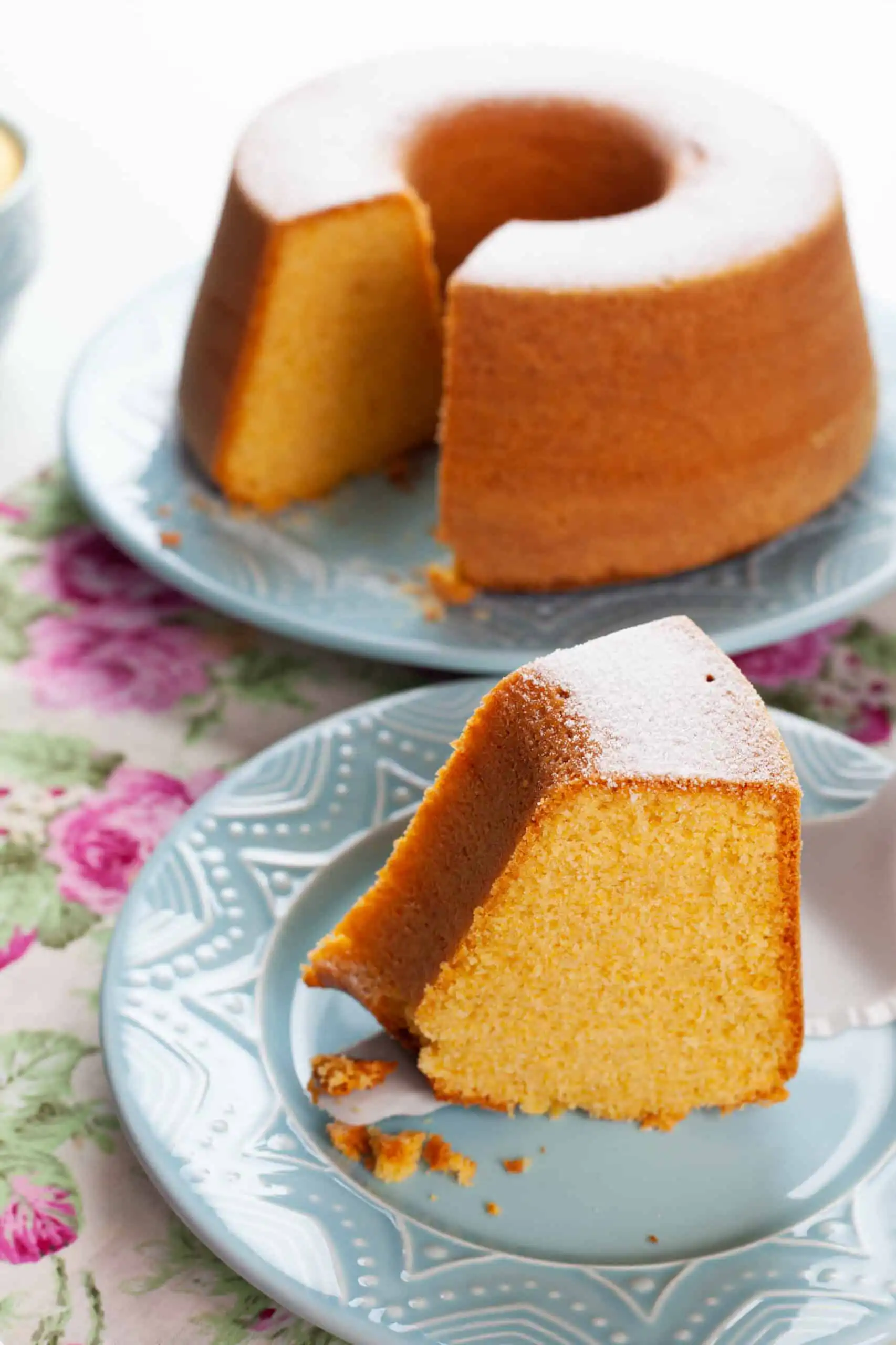 Bolo de fubá simples Bolo de fubá simples