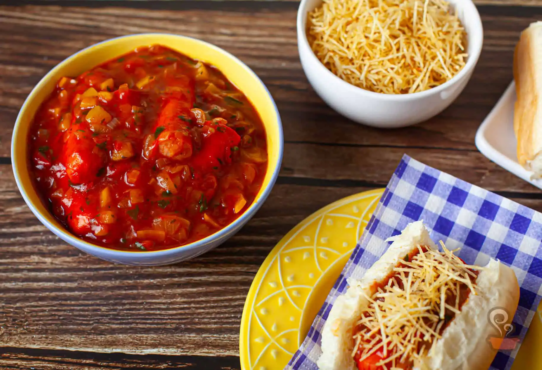 Como fazer molho de cachorro quente